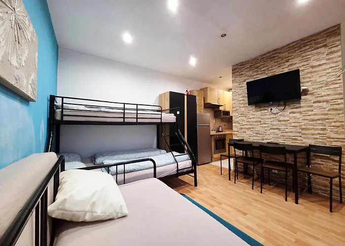 Apartment Blue In Center, Location