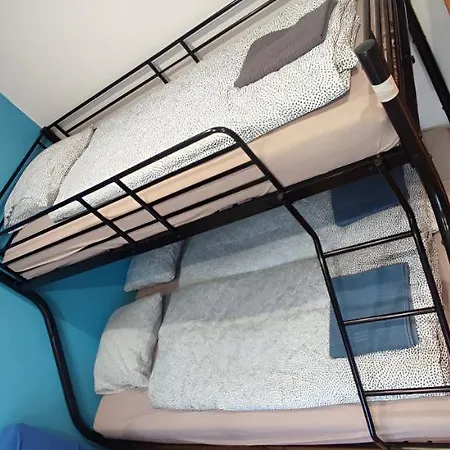 Blue In Center, Location Appartement